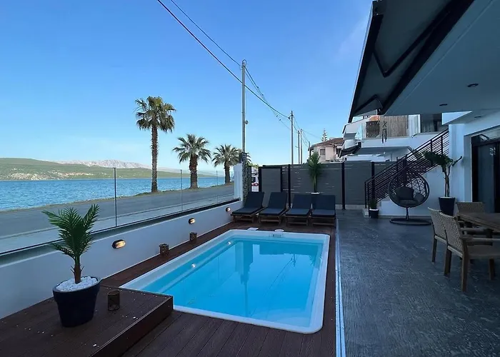 Apartmán Polinoi Sea Front By Bluemoments