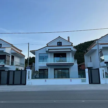 アパート Polinoi Sea Front By Bluemoments *